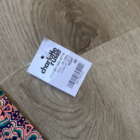 Mini skirt - Picture 3 of 3